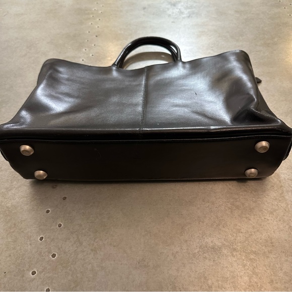 BLACK LEATHER BAG / DOCUMENT HOLDER - Picture 2 of 5